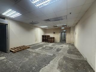 Sheung Wan - 西成基商業中心 11