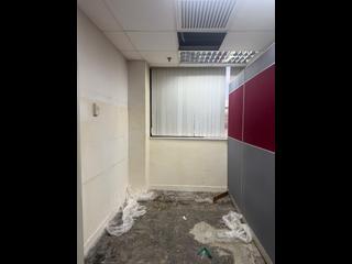 Sheung Wan - 西成基商業中心 13