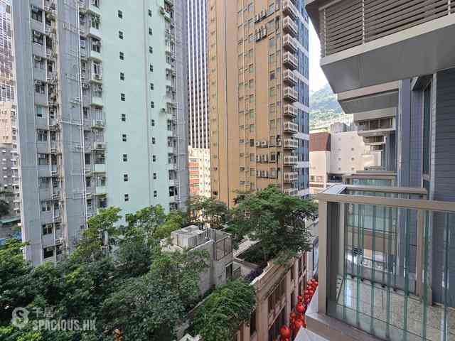 Wan Chai - The Avenue 09
