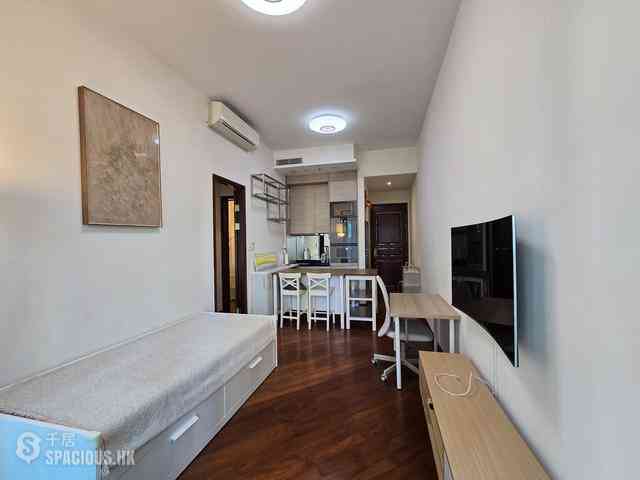 Wan Chai - The Avenue 12