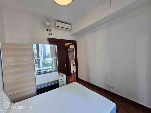 Wan Chai - The Avenue 15