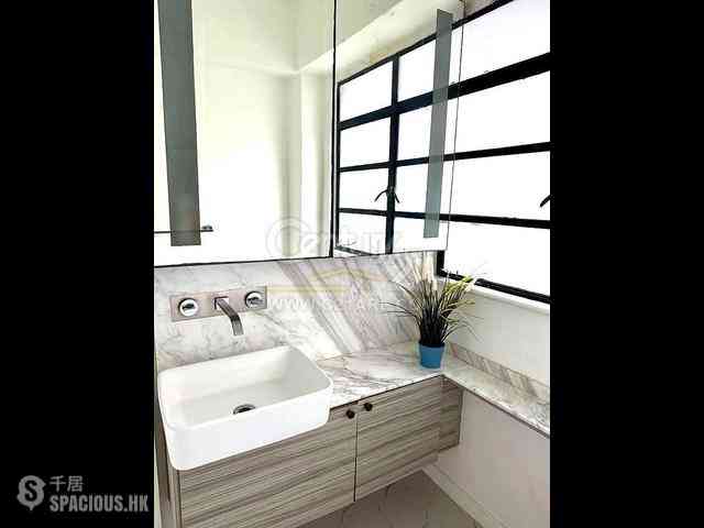 Sai Ying Pun - Fook On Building 07