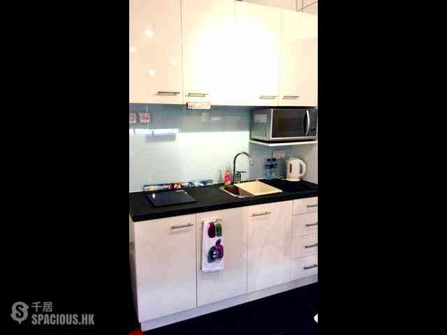 Wan Chai - King Sing House 10