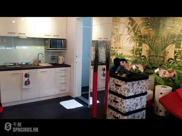 Wan Chai - King Sing House 11