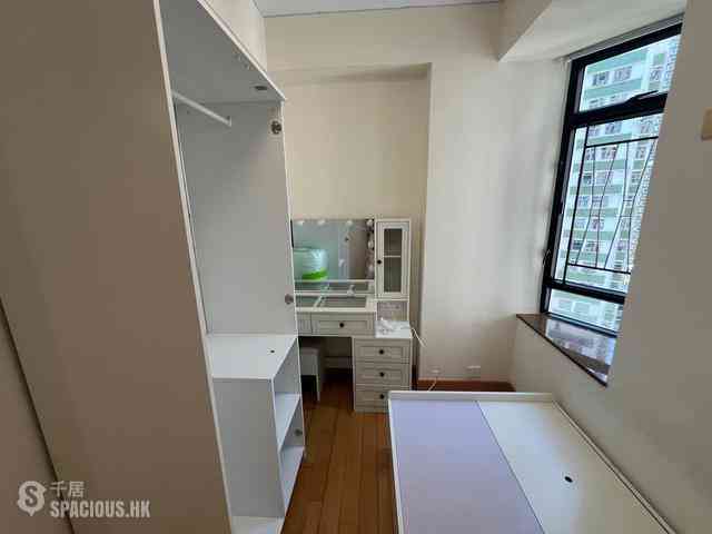 Quarry Bay - Kornhill Block P 09