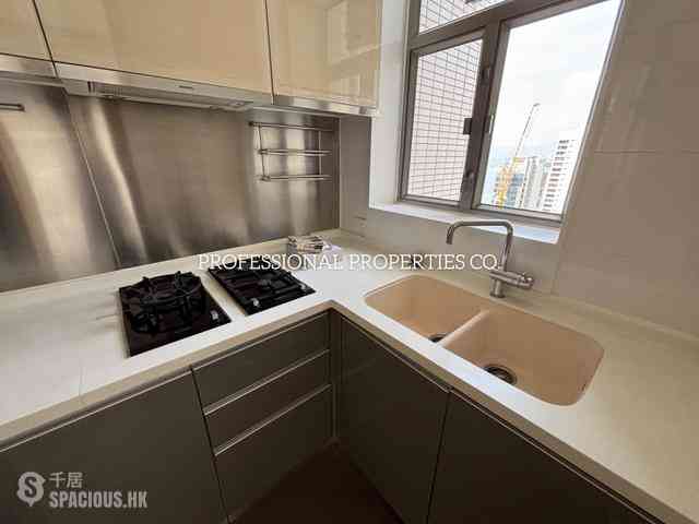Sai Ying Pun - Island Crest 03