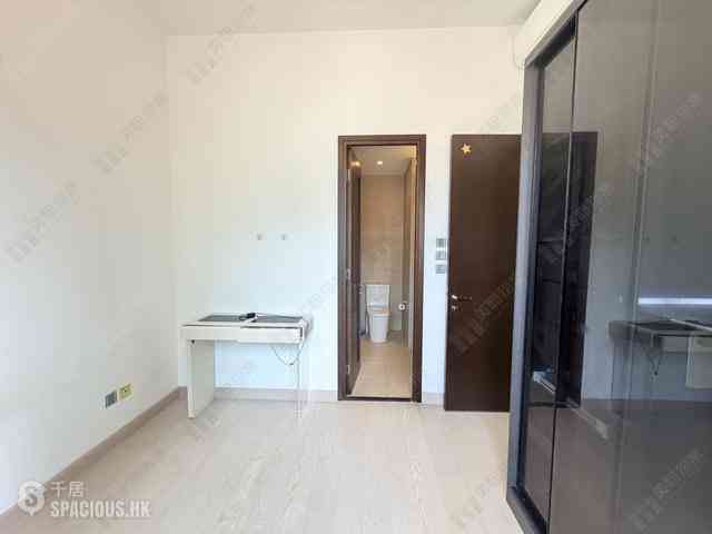 Wan Chai - J Residence 05