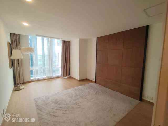 Wan Chai - Convention Plaza Apartments 03