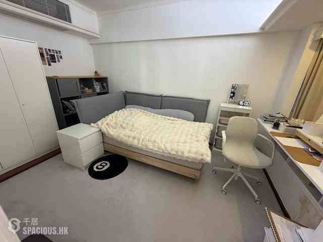 Tai Hang - Carnation Court 03