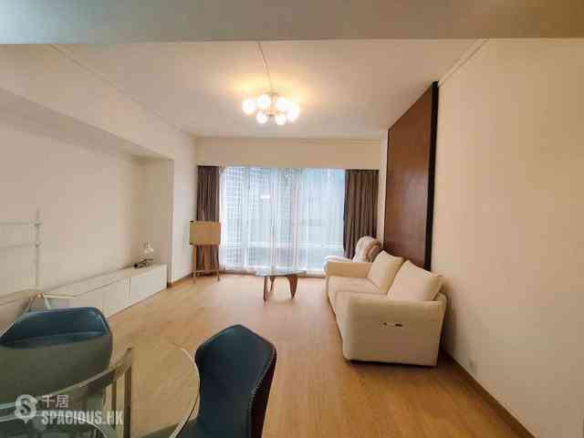 Wan Chai - Convention Plaza Apartments 01