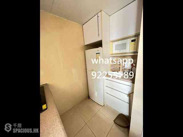 Sheung Wan - Queen's Terrace 06