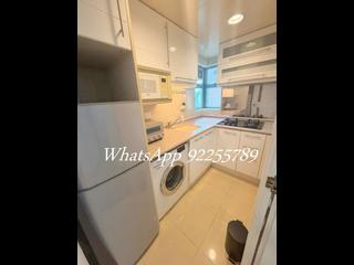 Sheung Wan - Queen's Terrace 06