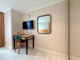 Wan Chai - Convention Plaza Apartments 04