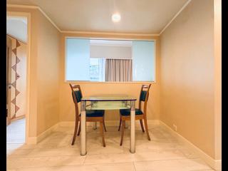 Wan Chai - Convention Plaza Apartments 05
