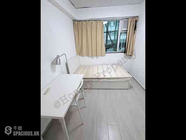Wan Chai - Cheong Ip Building 06