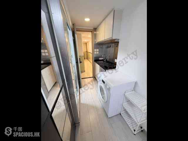 Wan Chai - Cheong Ip Building 04