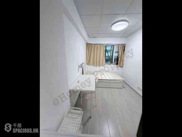 Wan Chai - Cheong Ip Building 10