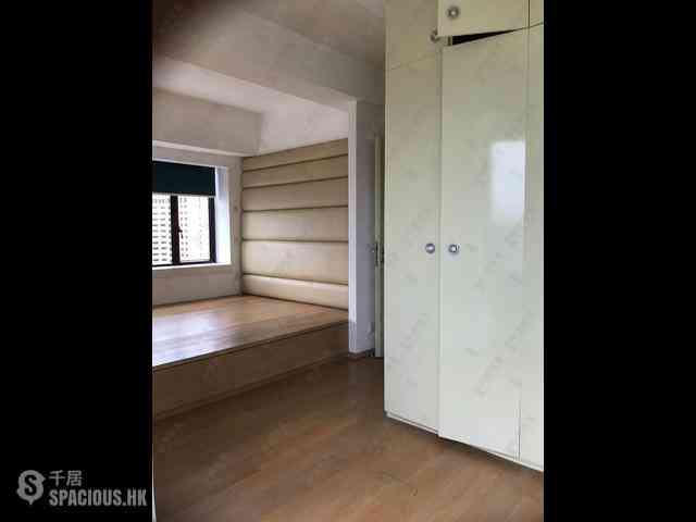 Mid Levels Central - Robinson Heights Block 3 09