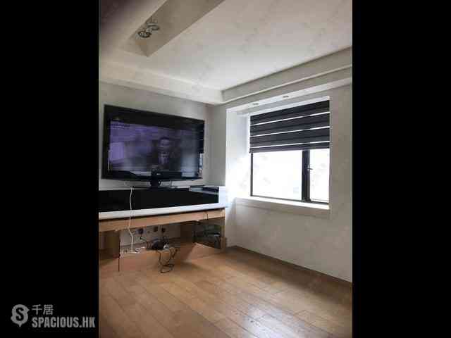 Mid Levels Central - Robinson Heights Block 3 11