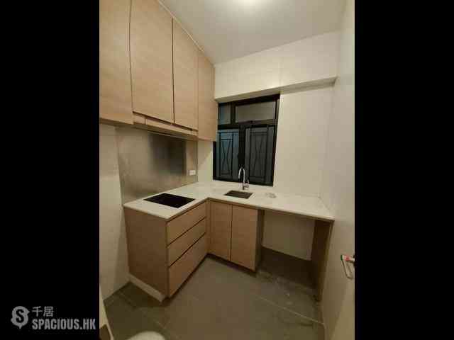Quarry Bay - Kam Hoi Mansion 06