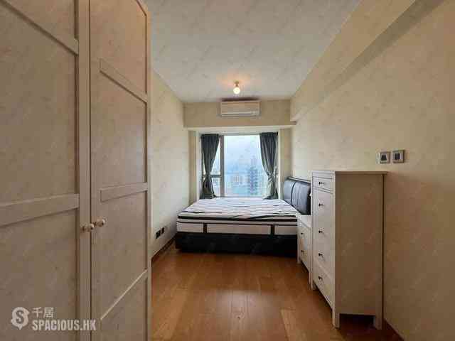 Sai Ying Pun - The Nova 10