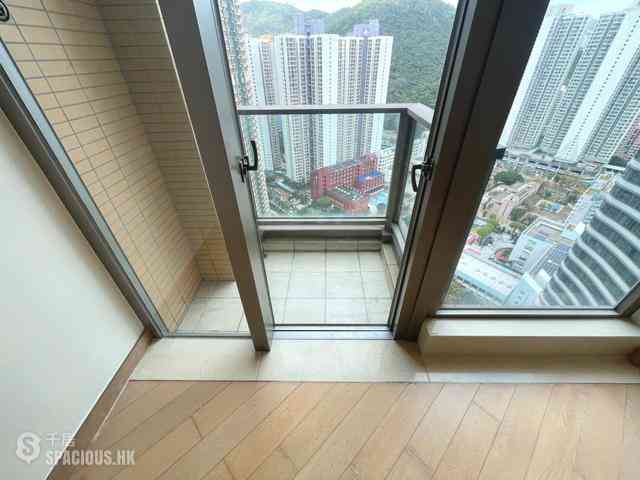Tseung Kwan O - The Wings The Wings Block 2 07