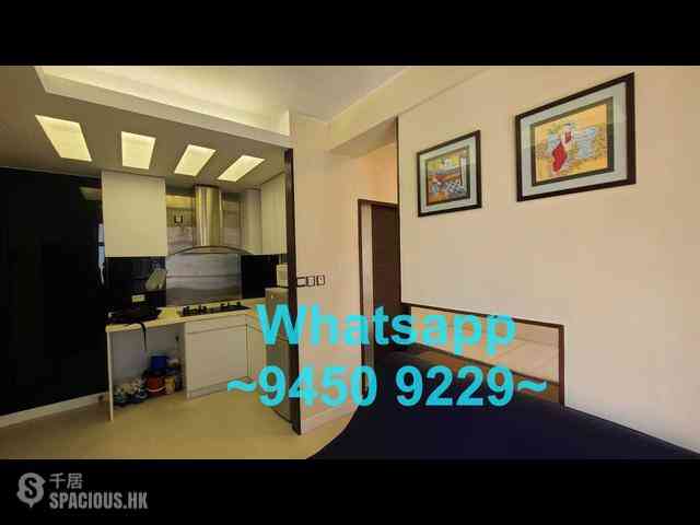 Sheung Wan - Man King Building 02