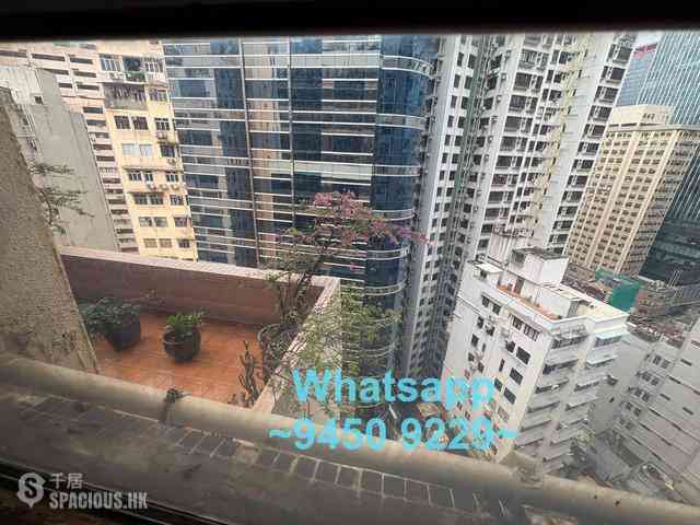 Sheung Wan - Man King Building 05