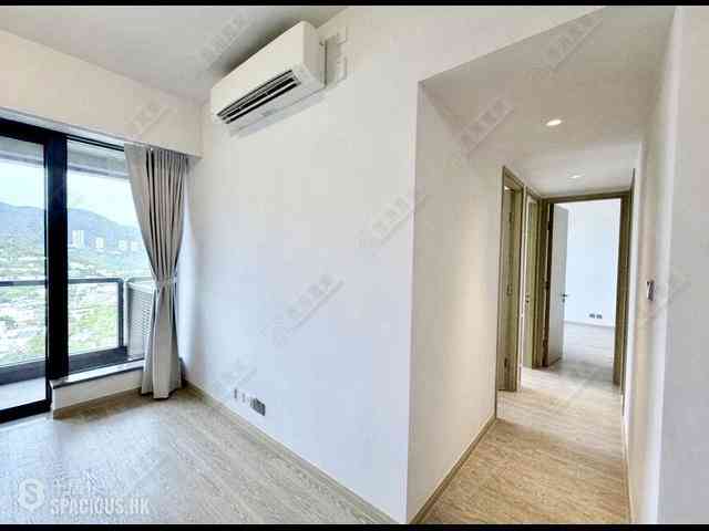 Wong Chuk Hang - The Southside Phase 4B 09