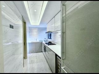 Wong Chuk Hang - The Southside Phase 4B 17