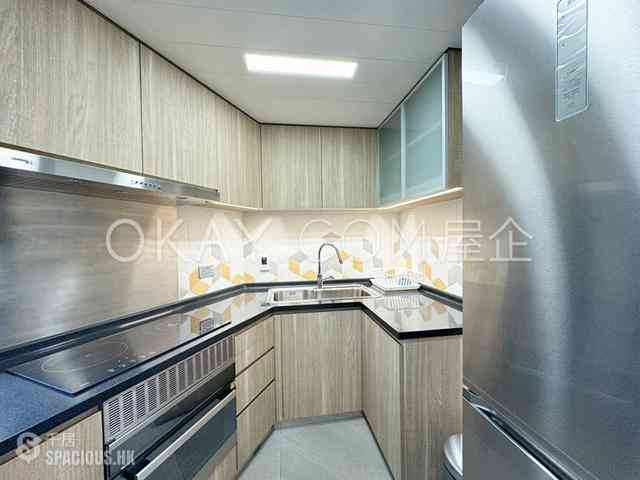 Tai Hang - C.C. Lodge 01