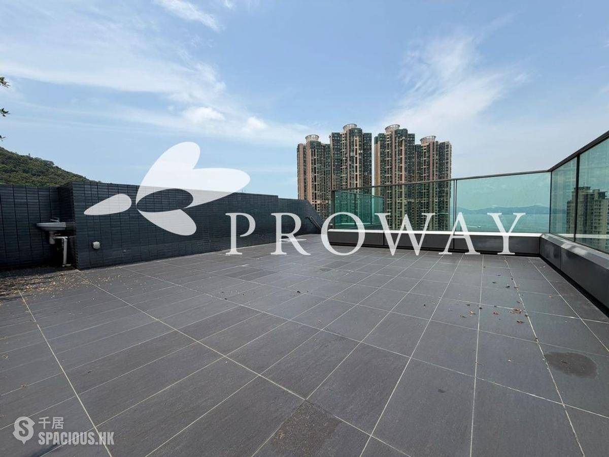 Shek Tong Tsui - Novum West 01