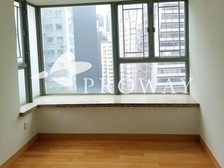 Sheung Wan - Queen's Terrace 03