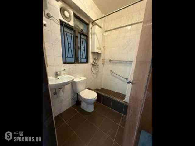 Causeway Bay - Paterson Building Block A 09