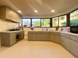 Shouson Hill - Henredon Court 04