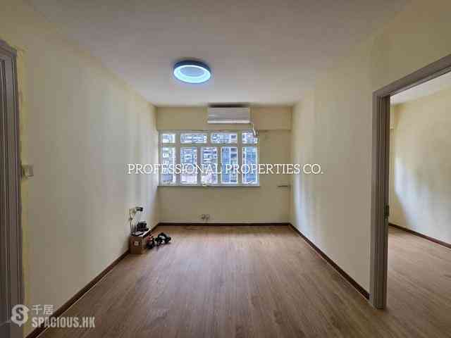 Mid Levels Central - Carlos Court 01