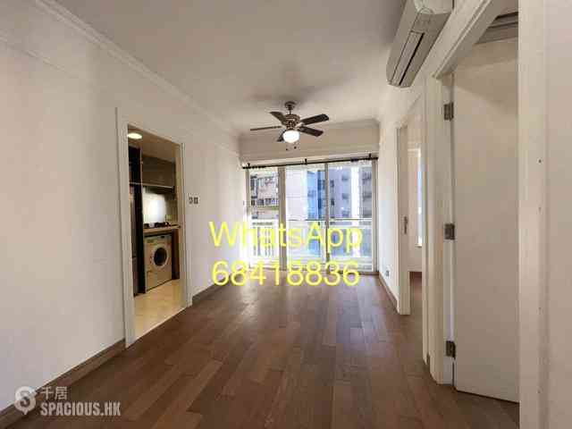 Soho - Centrestage 01