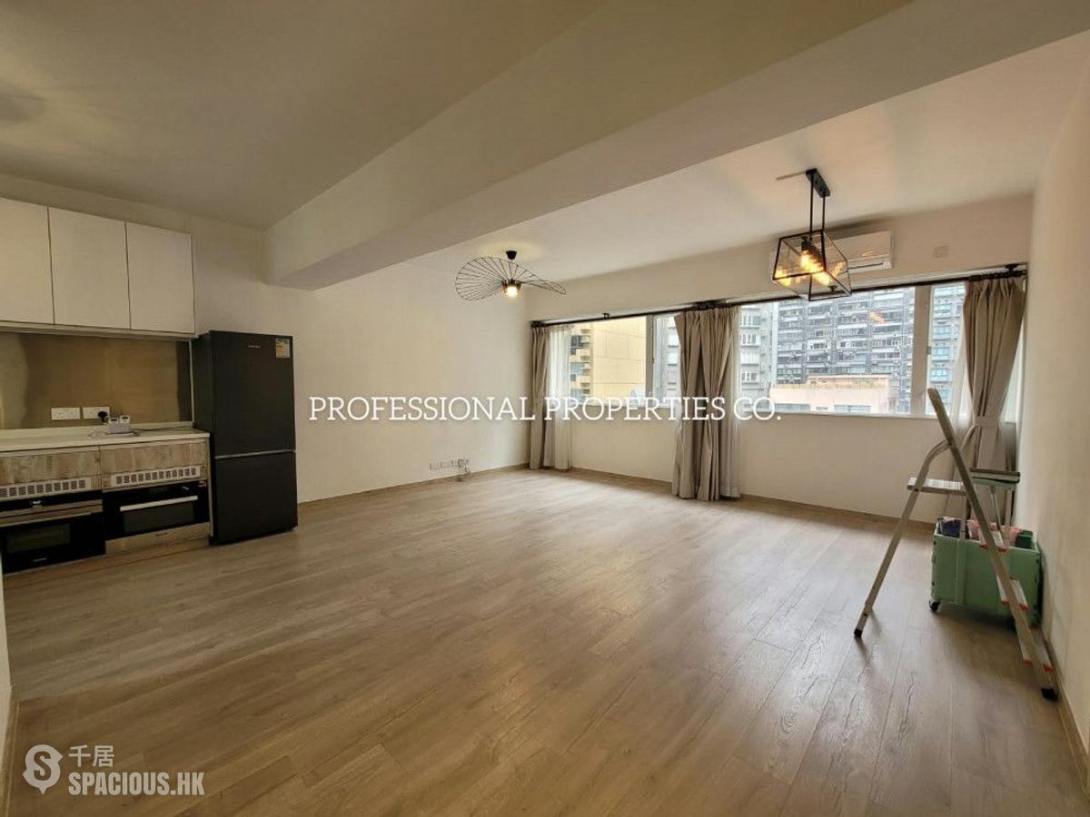 Mid Levels Central - Carlos Court 01