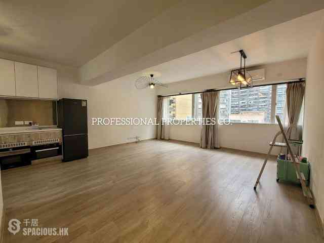 Mid Levels Central - Carlos Court 01