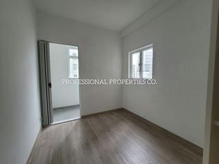Mid Levels Central - Carlos Court 05