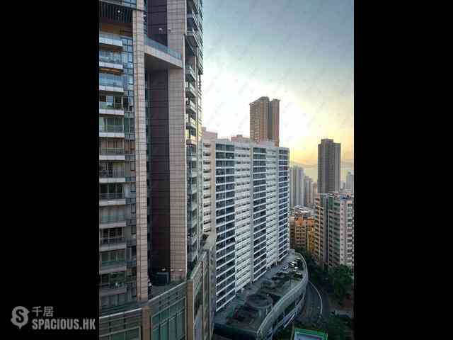 Mid Levels West - Scenic Heights Block 1 06