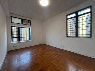 Mid Levels West - Scenic Heights Block 1 07