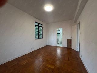 Mid Levels West - Scenic Heights Block 1 09