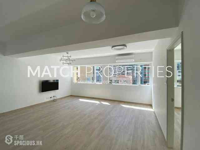 Mid Levels Central - Carlos Court 01