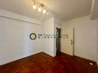 Mid Levels West - Hing Wah Mansion 02