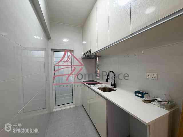 Poho - 18, Square Street 04
