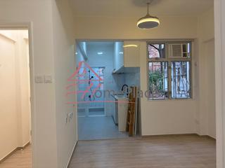 Poho - 18, Square Street 02