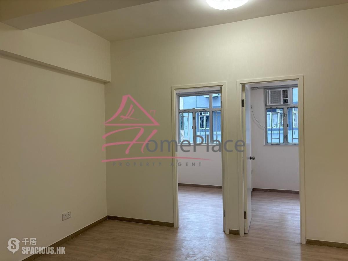 Poho - 18, Square Street 01