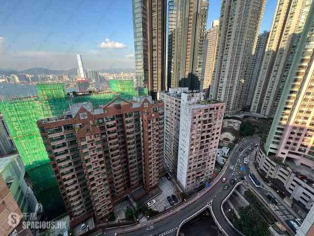 Mid Levels West - Scenic Heights Block 1 09