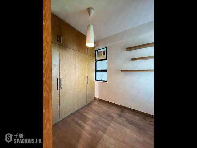 Mid Levels West - Scenic Heights Block 1 11